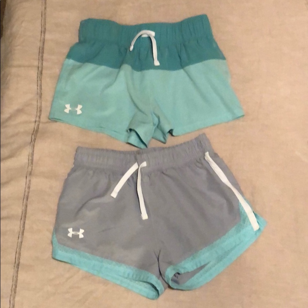 Set of Under Armour shorts
